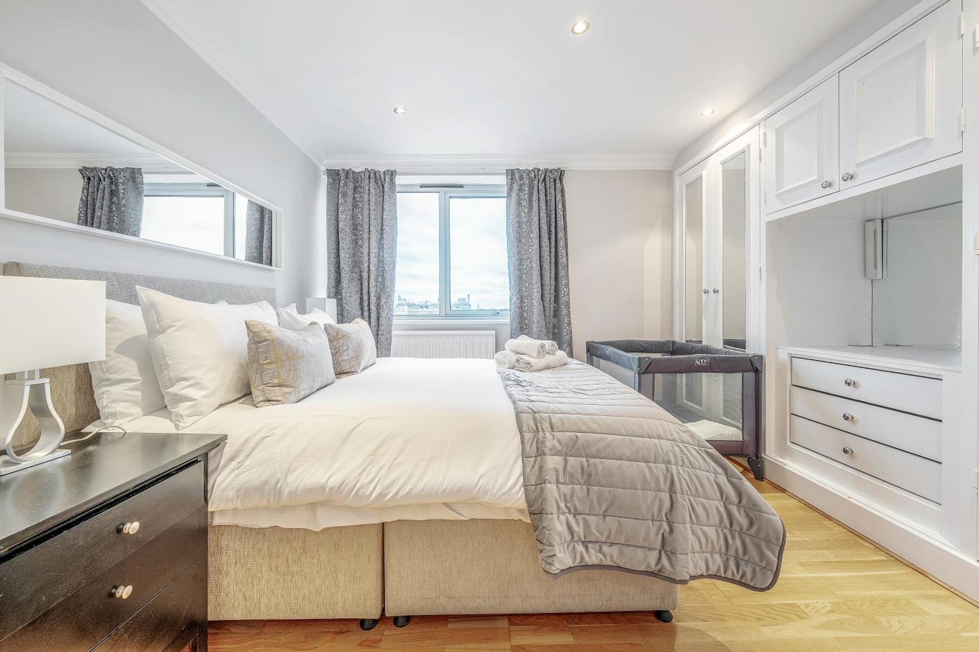 Stunning Flat On King'S Road, Chelsea With Balcony Apartment London Exterior photo